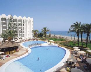 Aparthotel Marinas De Nerja Beach And Spa